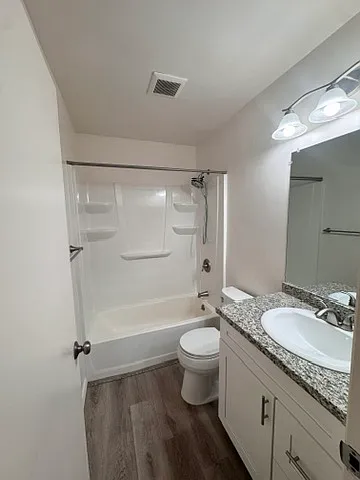 4886 Orchard Ave #B — Photo 7