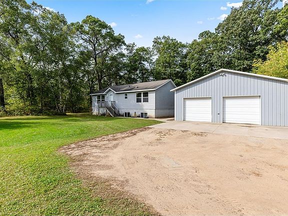 2nd image of 969 Dosh Rd