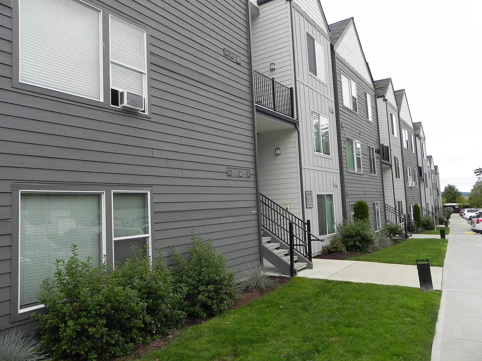 The Charleston Port Orchard — Photo 4