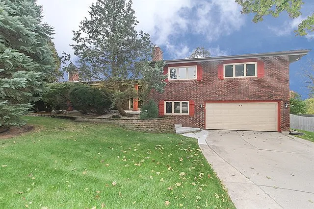 288 Pheasant Ct photo 1