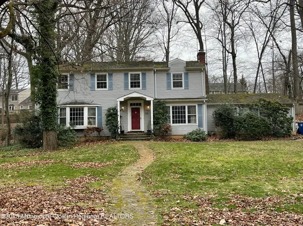 32 Tall Tree Road, Middletown, NJ 07748