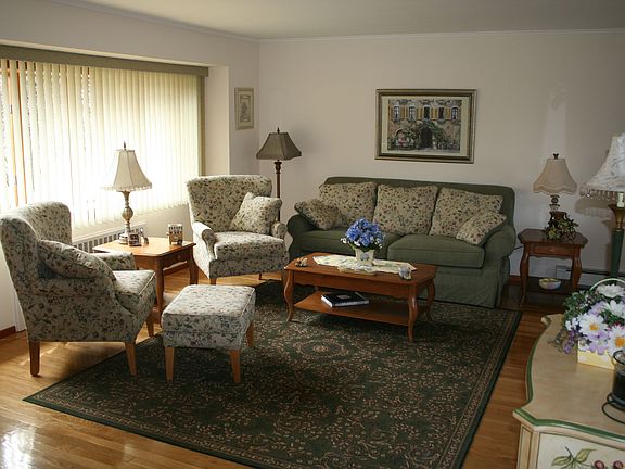 5th image of 23 Damin Dr