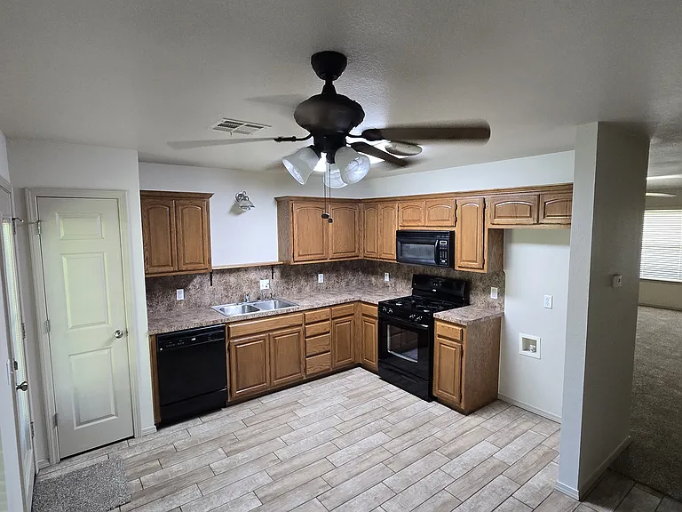 15161 S 291st East Ave — Photo 6