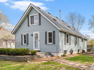 320 E Clark Rd, Ypsilanti, MI 48198