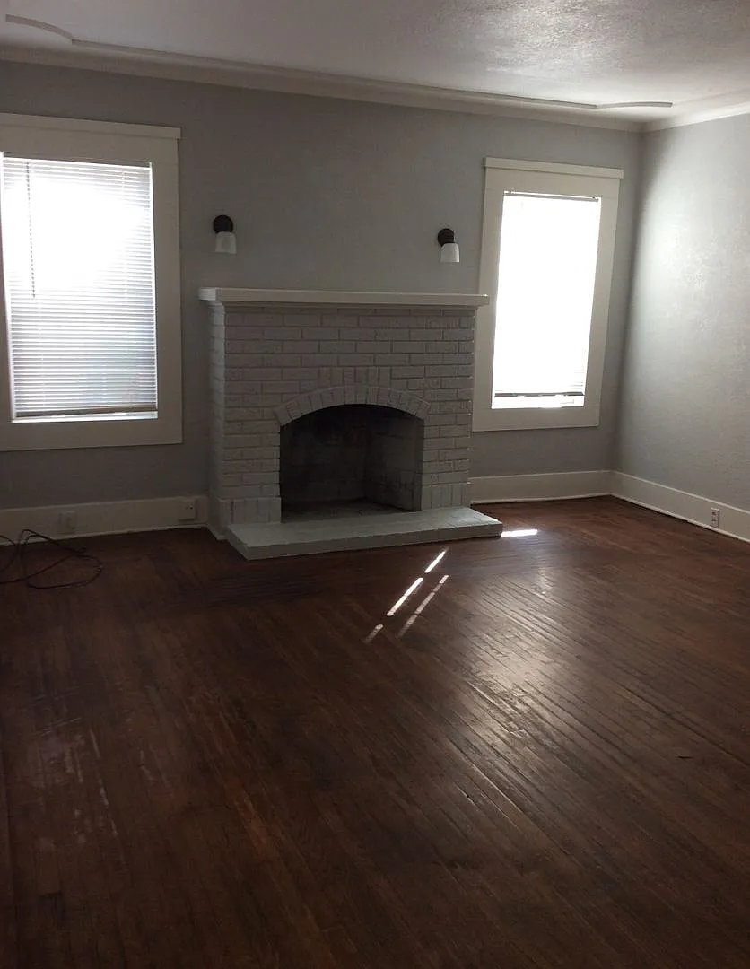 1122 I St photo 1