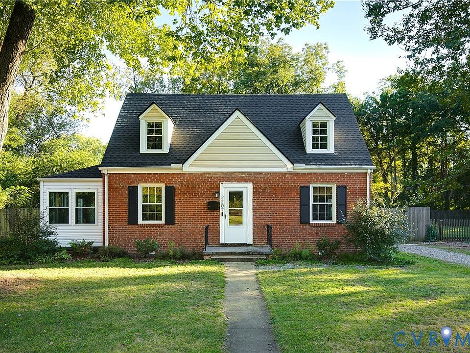 1st image of 2207 Locbury Ln