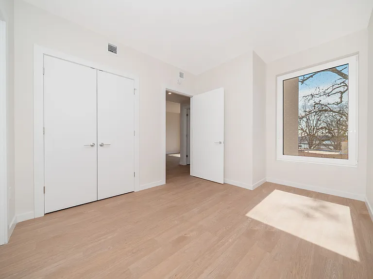 3870 Sedgwick Ave #2E — Photo 11