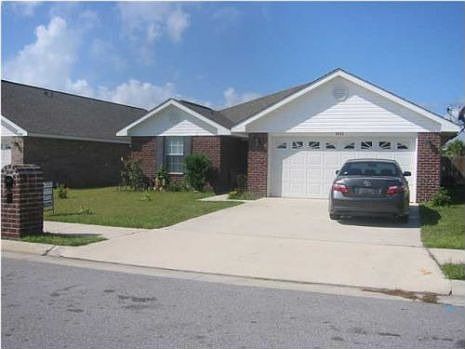 1st image of 3757 Manhatten Ct