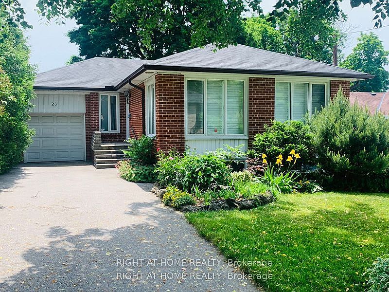 Toronto House for rent - 4 Bedrooms in Toronto