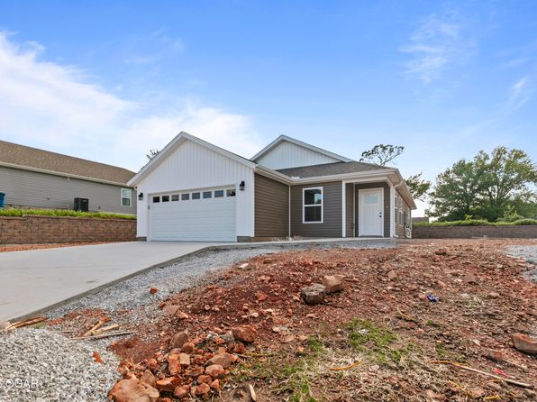1335 Sunrise Ct, Carthage, MO 64836