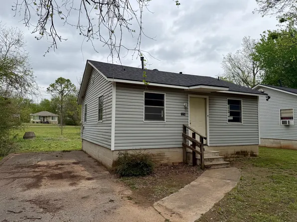 1214 E Alice St, Shawnee, OK 74801