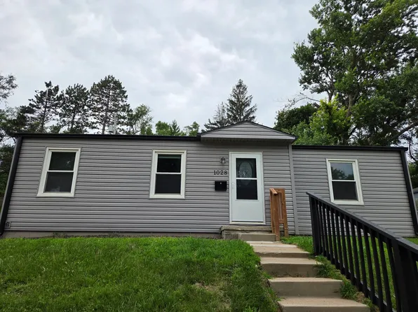 1028 N 77th Ave, Omaha, NE 68114