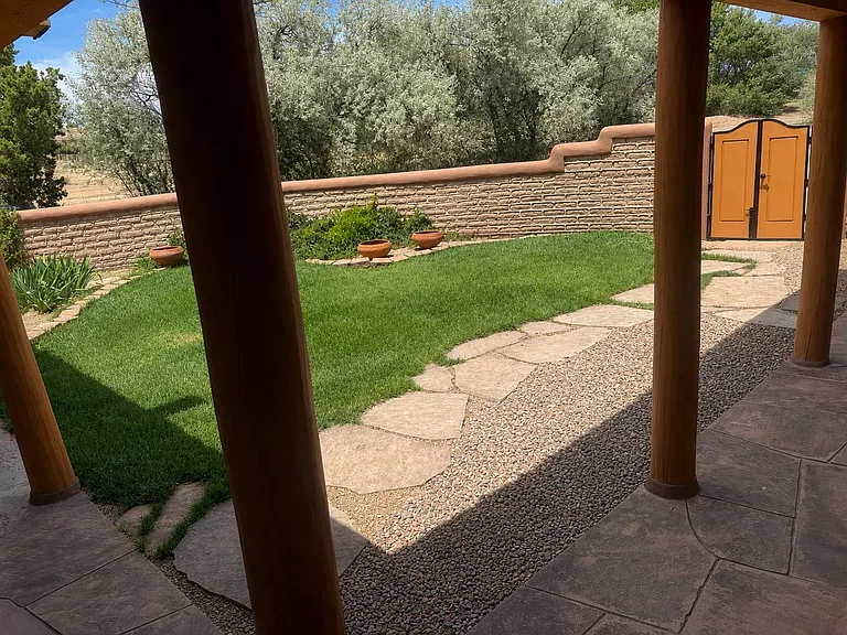 1 Rudy Rodriguez Dr — Photo 2