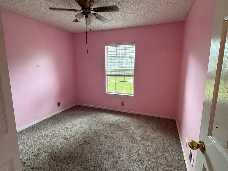 314 McQueen Cir — Photo 14