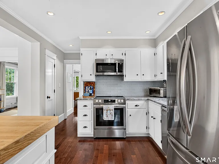 42 Treadwell Ave — Photo 10