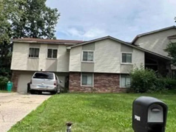 27850 Cranleigh St, Farmington, MI 48336