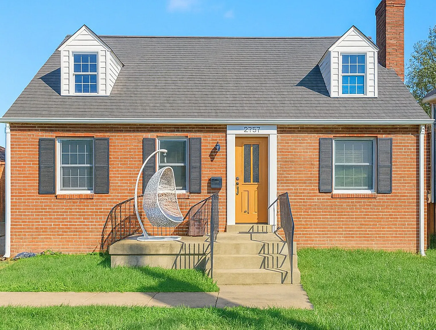 3 bed, 3.0 bath, $10,656 — Photo 2
