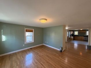 4 Wilson St, North Billerica, MA 01862