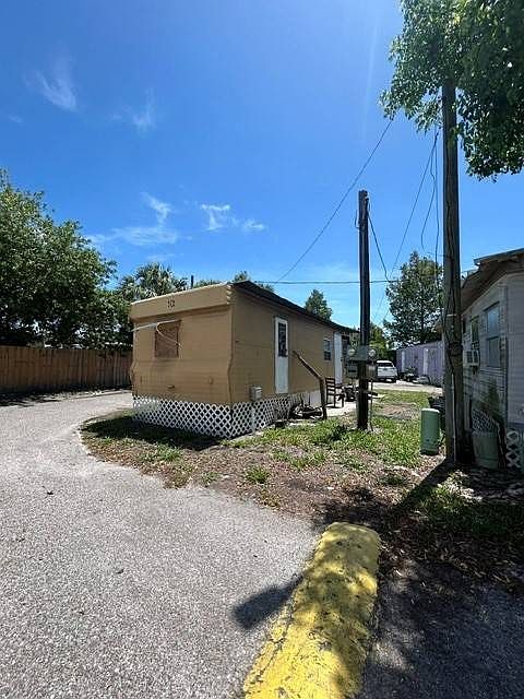 2nd image of 2517 50th Ave N Lot 10
