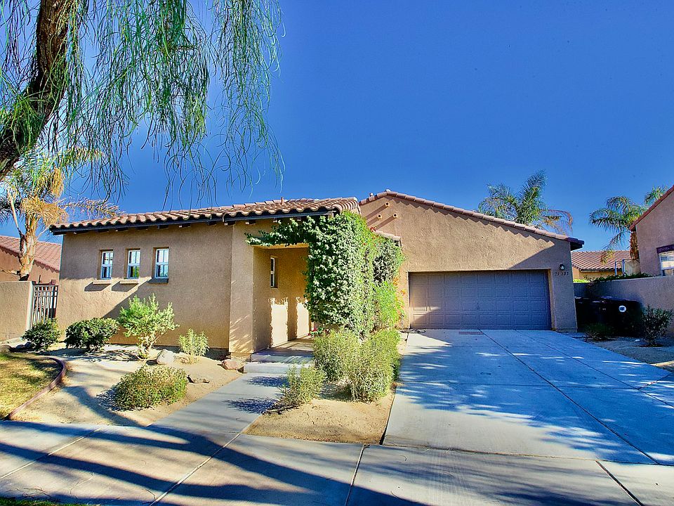 1st image of 79705 Desert Willow St