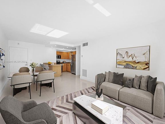 3rd image of 8607 SW 68th Ct APT 2
