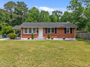 11 Kitt Dr, Jacksonville, NC 28540