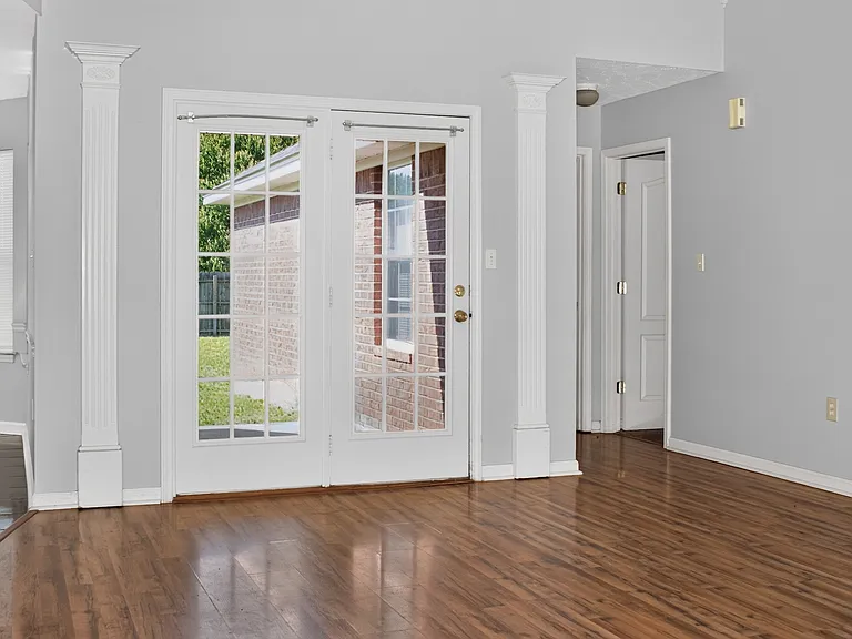 2205 Landover Trl — Photo 7