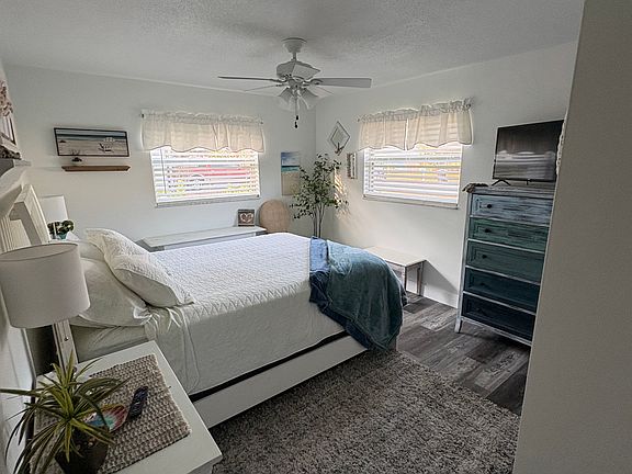 4th image of 1831 San Mateo Dr