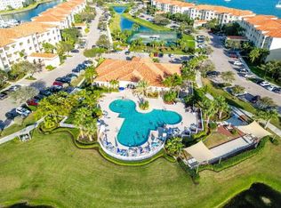 36 Harbour Isle Dr W UNIT 204, Fort Pierce, FL 34949
