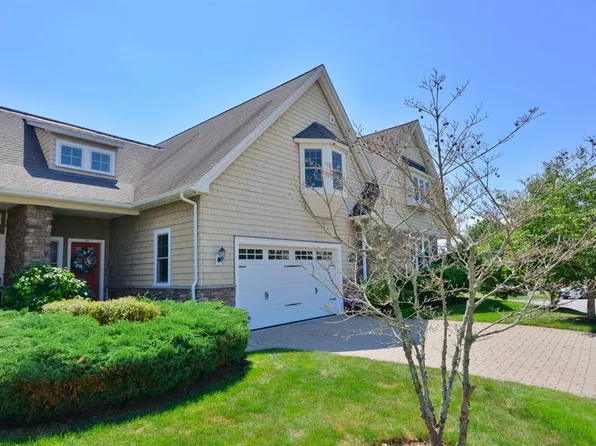 3 Spy Glass Cir Unit C, Hope Valley, RI 02832