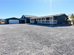 921 E Manse Rd, Pahrump, NV 89048