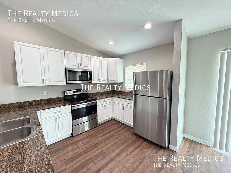 4781 SW 166th Loop — Photo 5