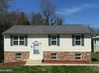 4002 Old Bayside Rd, Chesapeake Beach, MD 20732