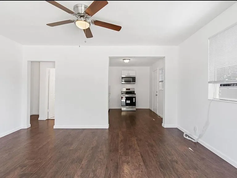 8410 Elrod St — Photo 7