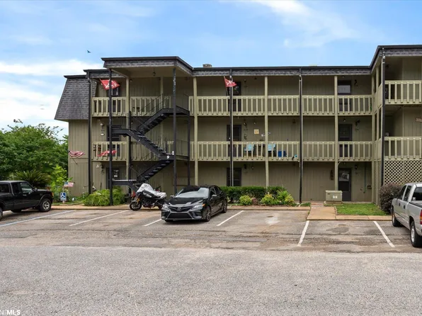137 Riverbend Dr #137, Mobile, AL 36605