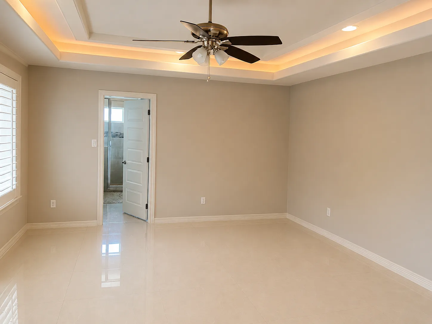 4 bed, 2360 sqft, $2,395 — Photo 4