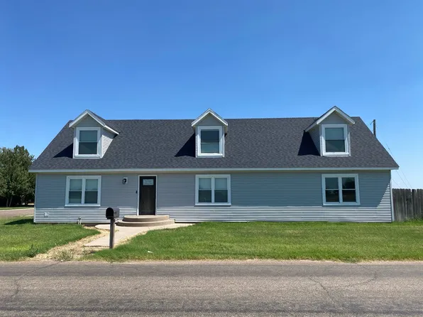 200 S Bopp Blvd, Lakin, KS 67860