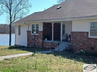 252 Indian Creek Dr, New Johnsonville, TN 37134