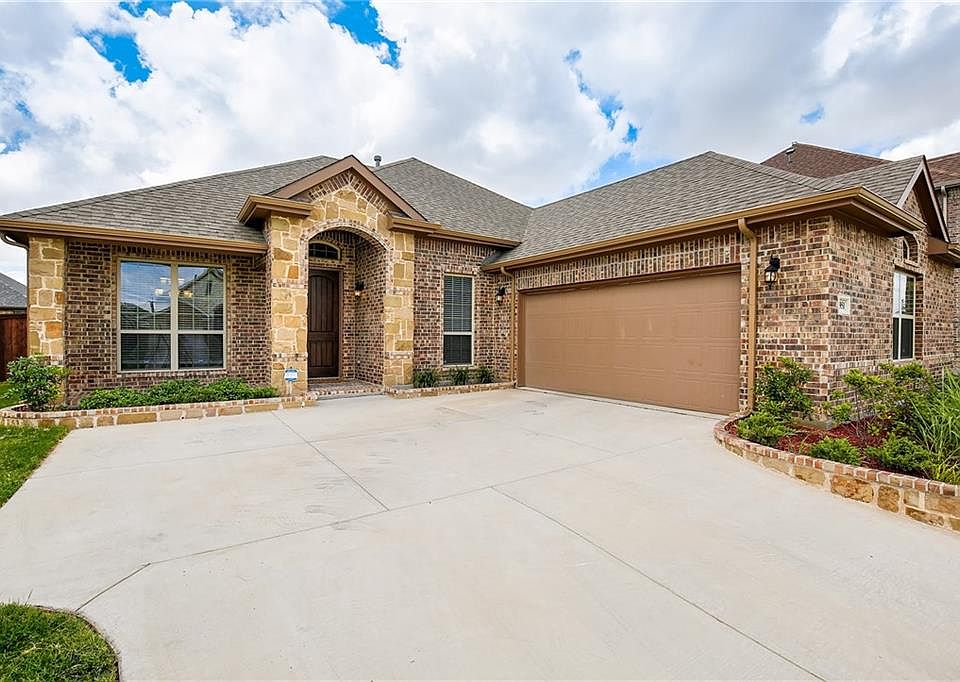 1st image of 2951 Salina Dr
