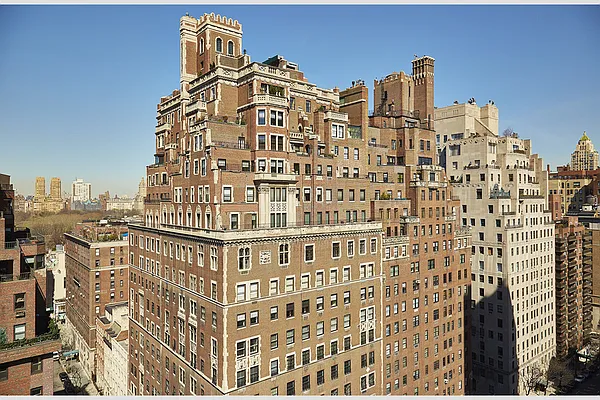 Rented by Stribling | media 26