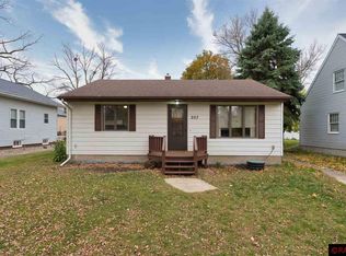 203 Smith St NE, Mapleton, MN 56065