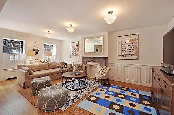 Sold by Corcoran | media 14