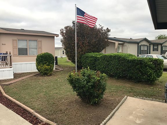 5th image of 9601 NW 12th Pl