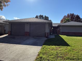 1612 W Rumble Rd, Modesto, CA 95350