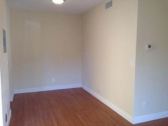 5th image of 620 Cypress Club Way APT B