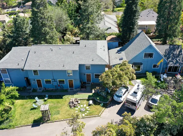 67 Woolen Way, Ashland, OR 97520