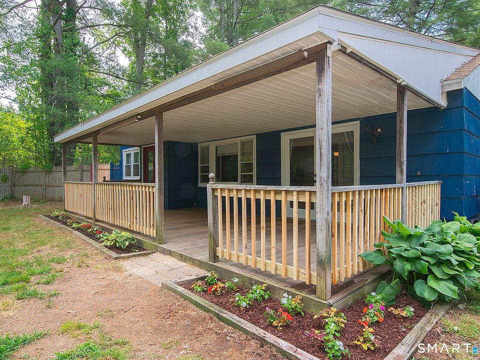 1st image of 6 Martha Avenue