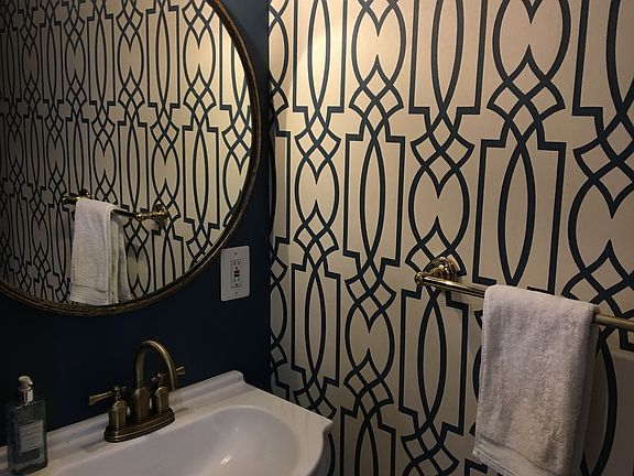 Powder room