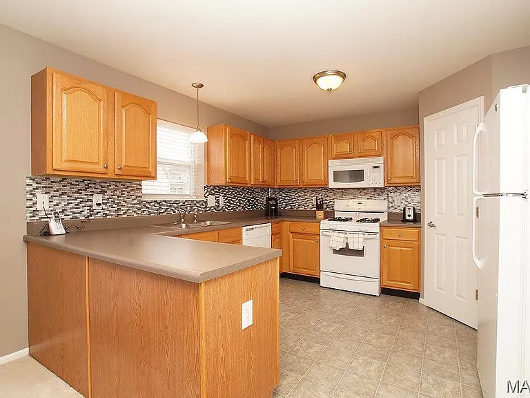 210 Stone Run Blvd — Photo 9