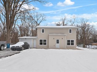 15747 Campbell Ave, Harvey, IL 60426